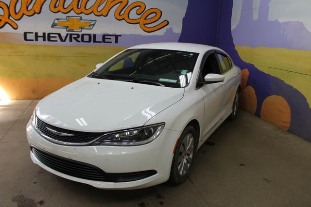 Used 2016 Chrysler 200 LX FWD image 4