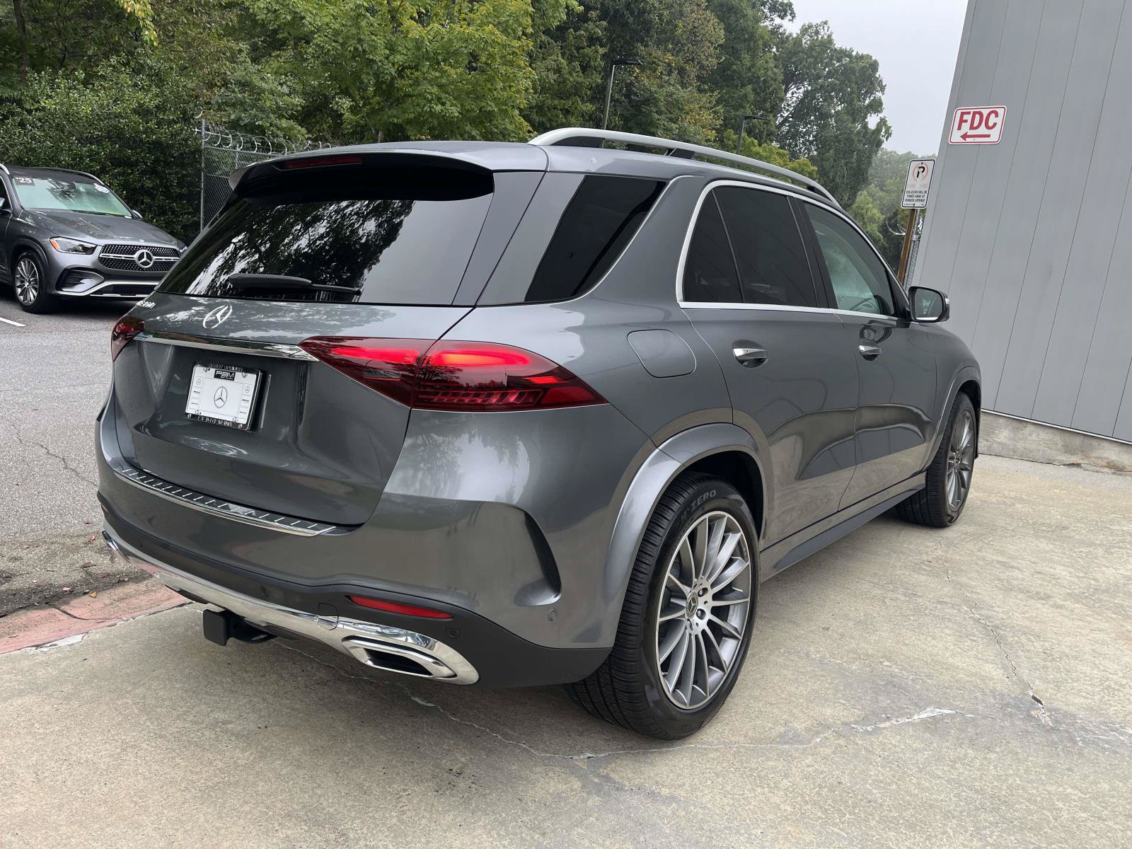 Certified 2025 Mercedes-Benz GLE 350 4MATIC image 7