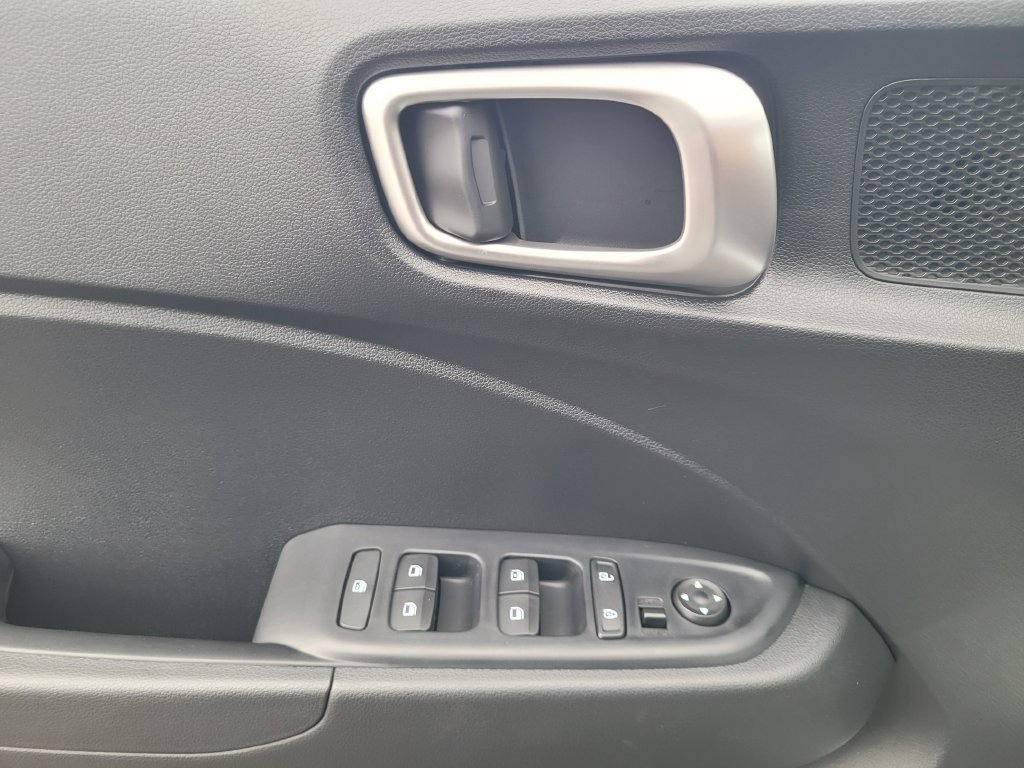 New 2026 Hyundai Venue SEL FWD image 14