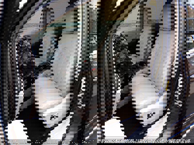 Used 2017 Chrysler Pacifica Touring-L Plus image 16