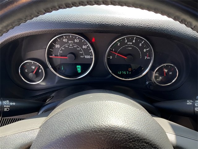 Used 2014 Jeep Wrangler Unlimited Sahara w/ Connectivity Group image 7