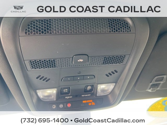 Used 2023 Cadillac XT6 Sport w/ Technology Package image 29