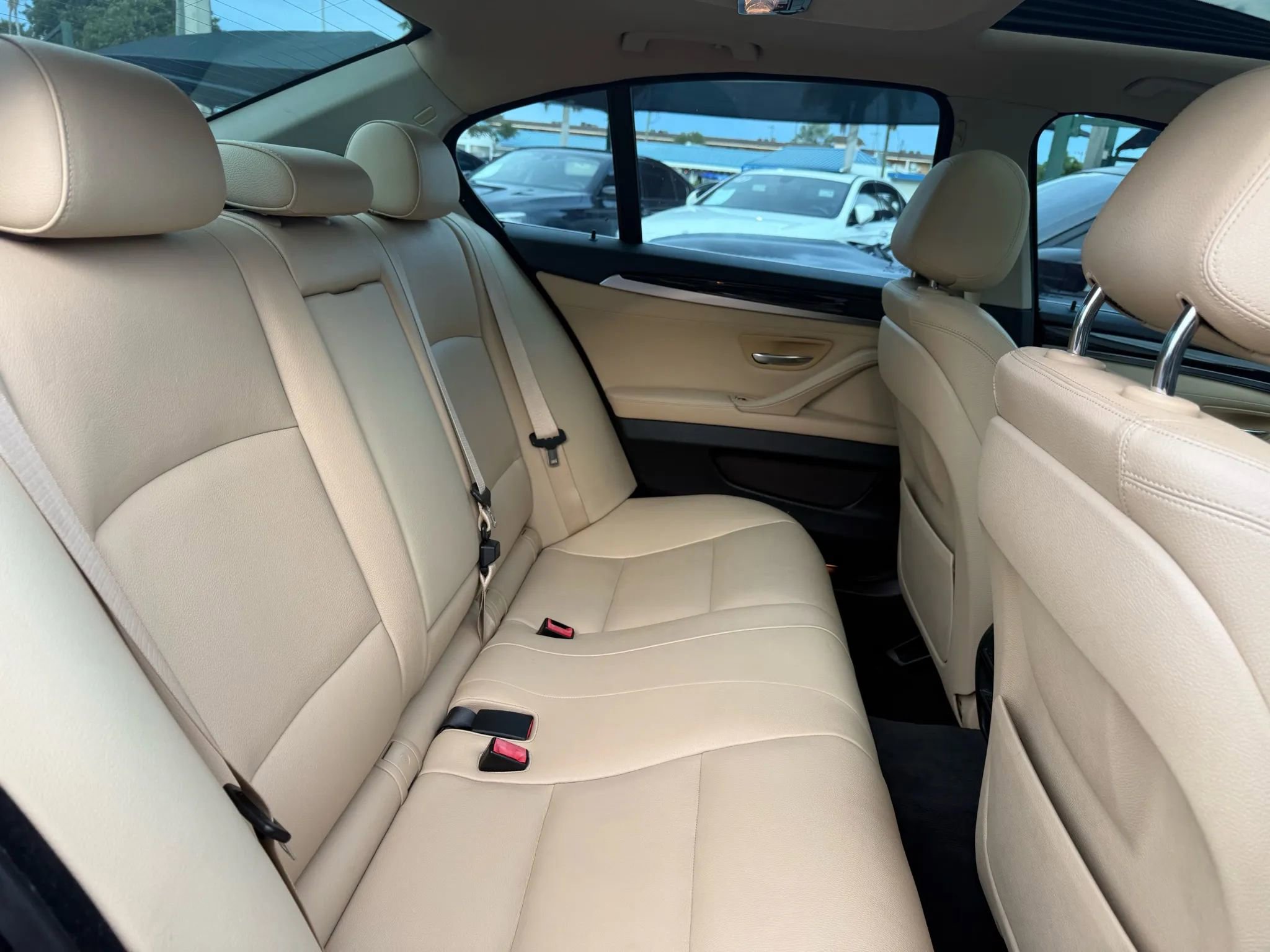 Used 2016 BMW 528i Sedan image 16