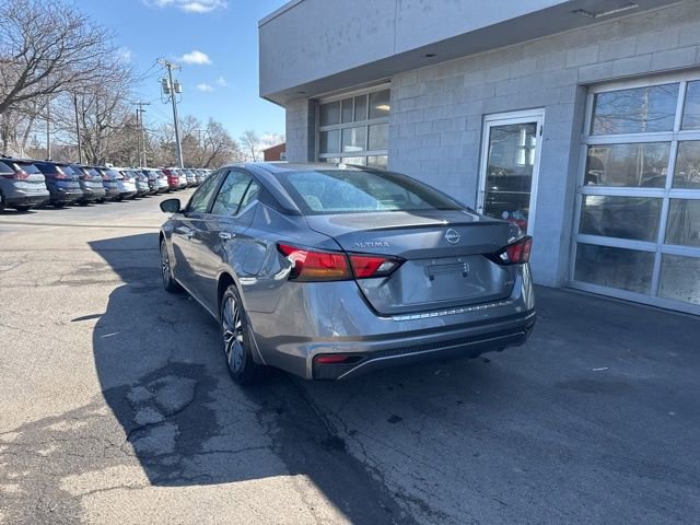 Used 2023 Nissan Altima 2.5 SV image 4