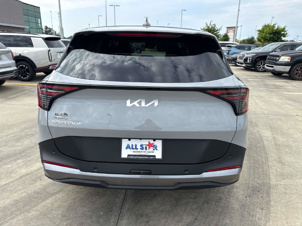 New 2027 Kia Sportage EX FWD image 7