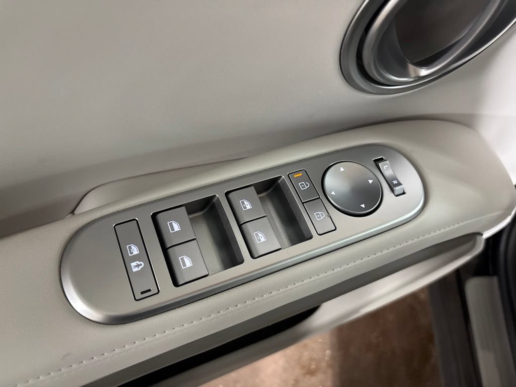 Used 2026 Hyundai Palisade SEL AWD/4WD image 12