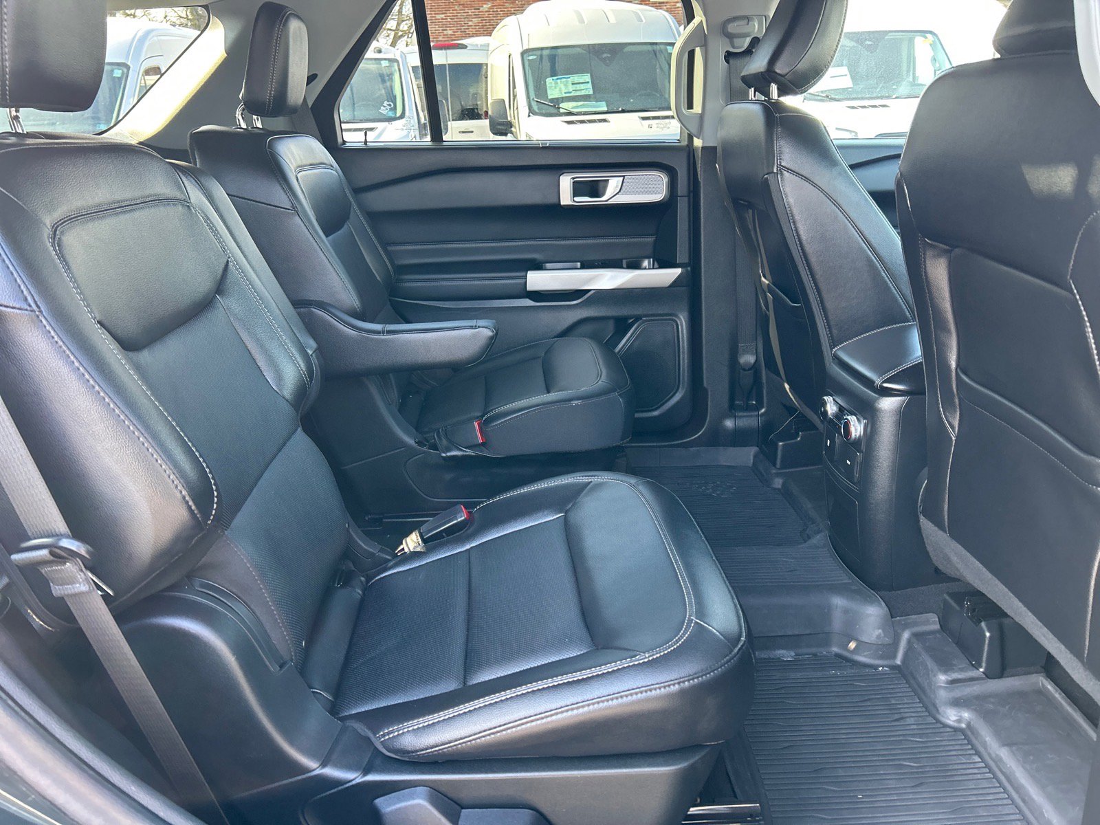 Certified 2023 Ford Explorer Limited image 22