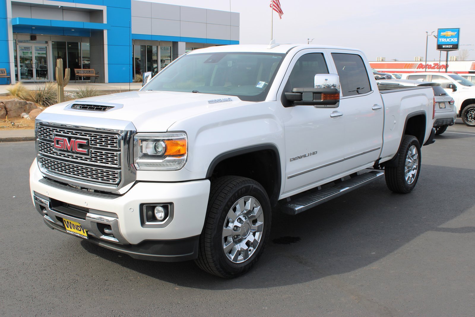 Used 2019 GMC Sierra 2500 Denali w/ Duramax Plus Package image 4