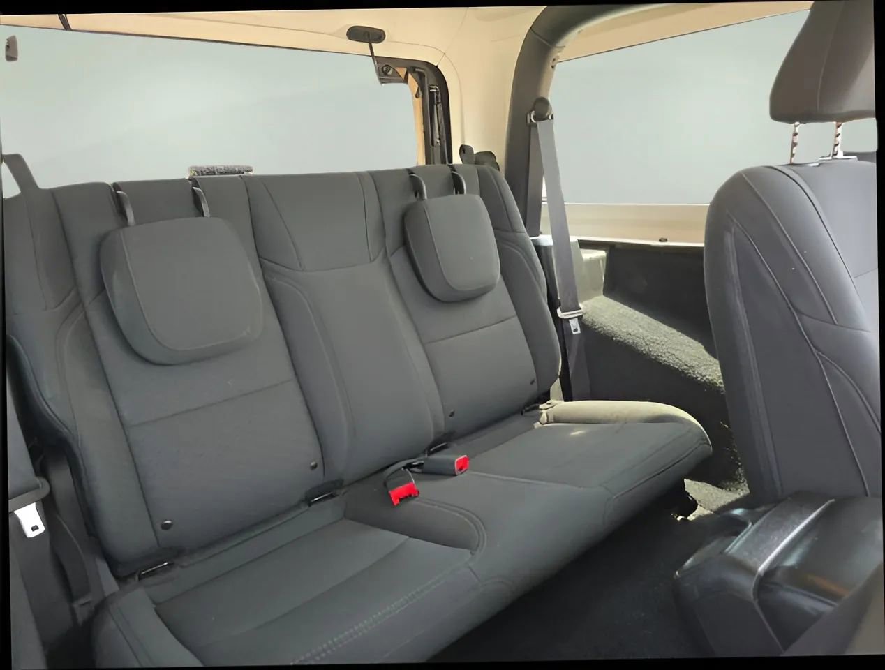 Used 2021 Jeep Wrangler Sport image 25