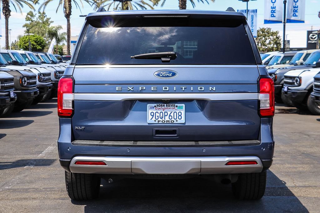 Certified 2023 Ford Expedition XLT RWD image 8
