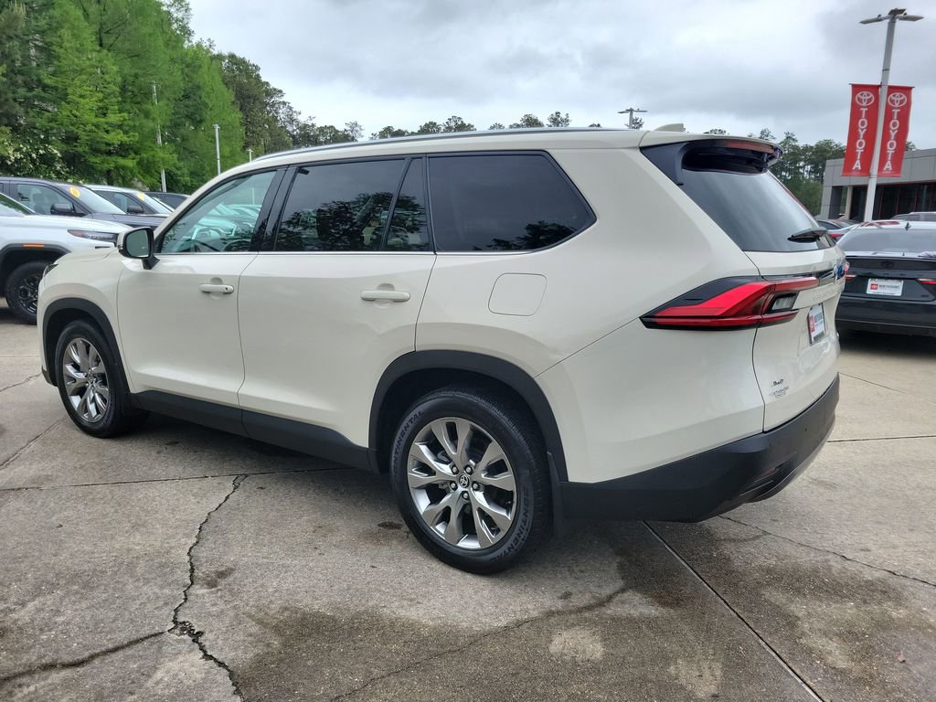 Certified 2024 Toyota Grand Highlander AWD image 3