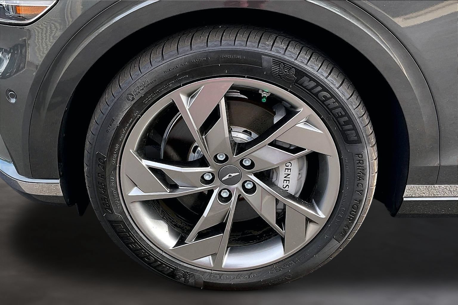 Used 2025 Genesis Electrified GV70 AWD/4WD image 34