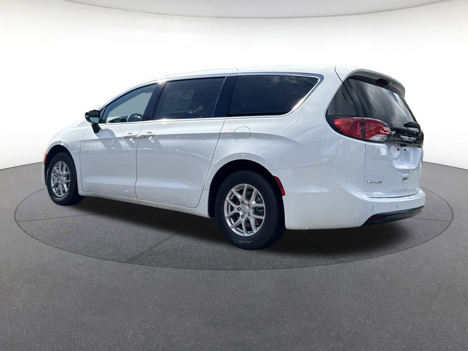 New 2026 Chrysler Voyager LX image 3