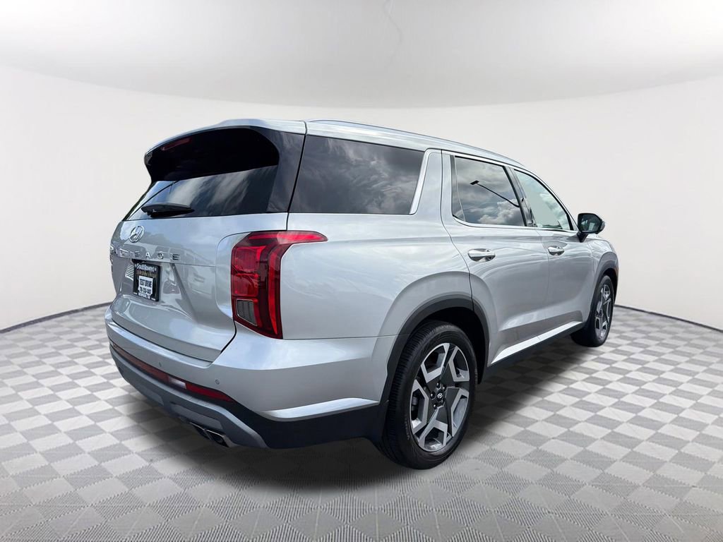 Used 2025 Hyundai Palisade SEL FWD image 5