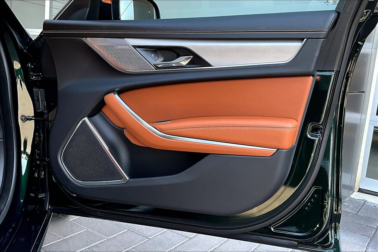 Used 2024 Jaguar XF R-Dynamic SE image 23