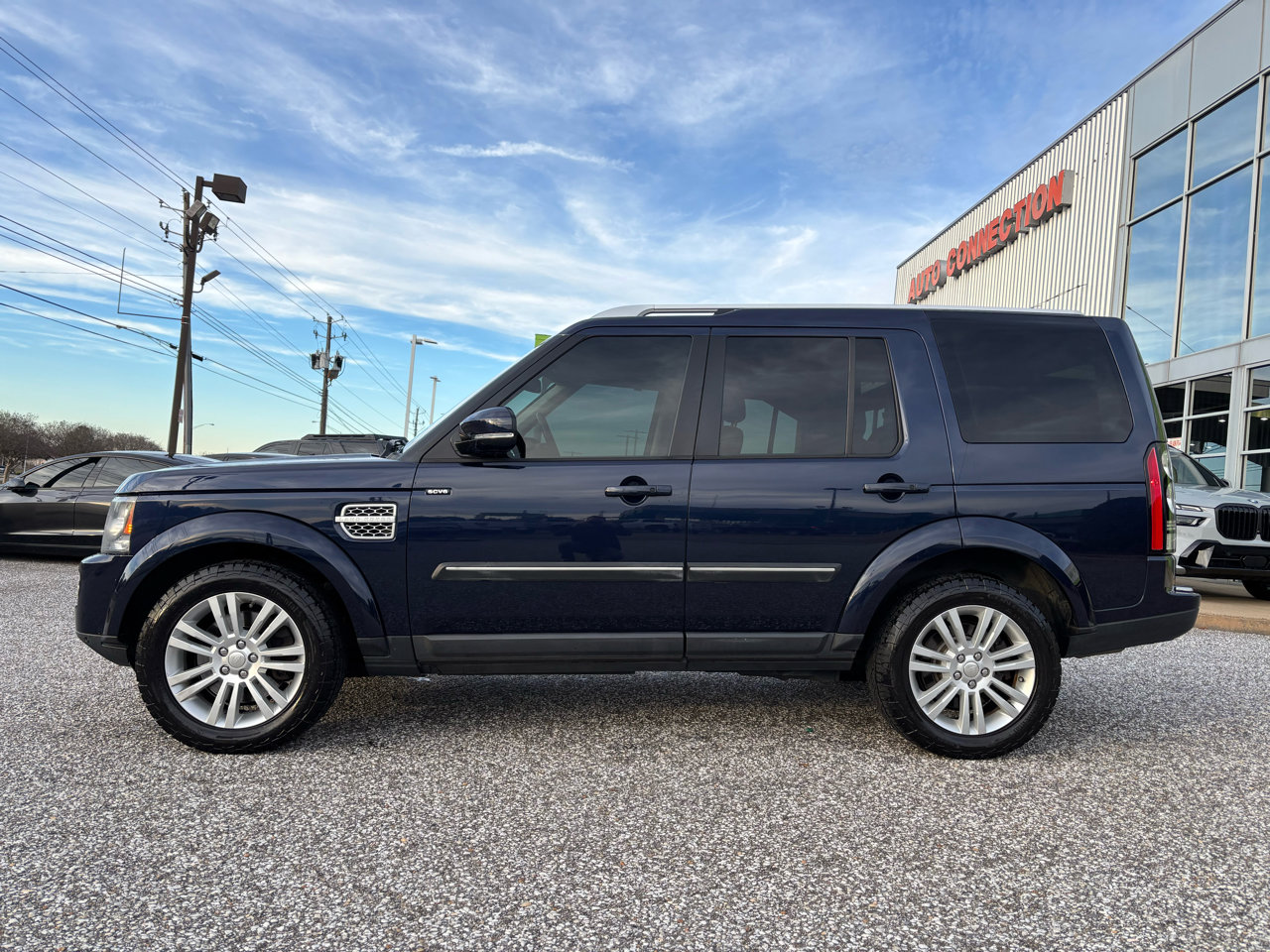 Used 2014 Land Rover LR4 HSE LUX image 2