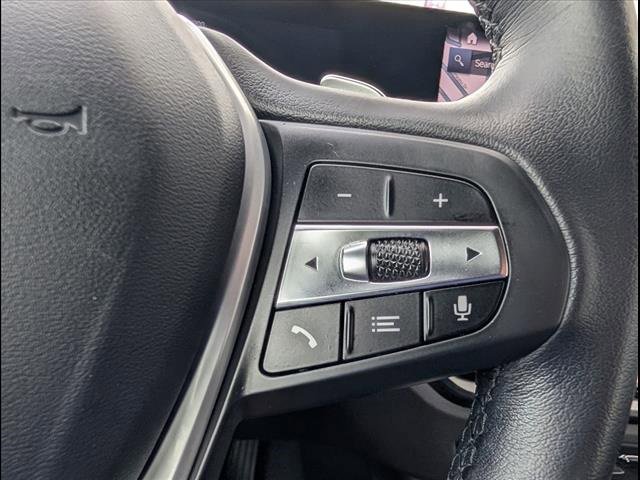 Used 2023 BMW 330e image 24