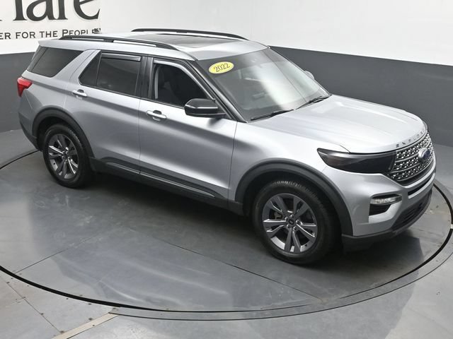 Used 2022 Ford Explorer XLT w/ Equipment Group 202A AWD/4WD image 51