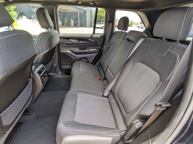 Certified 2024 Jeep Grand Cherokee Laredo X w/ Luxury Tech Group I AWD/4WD image 16
