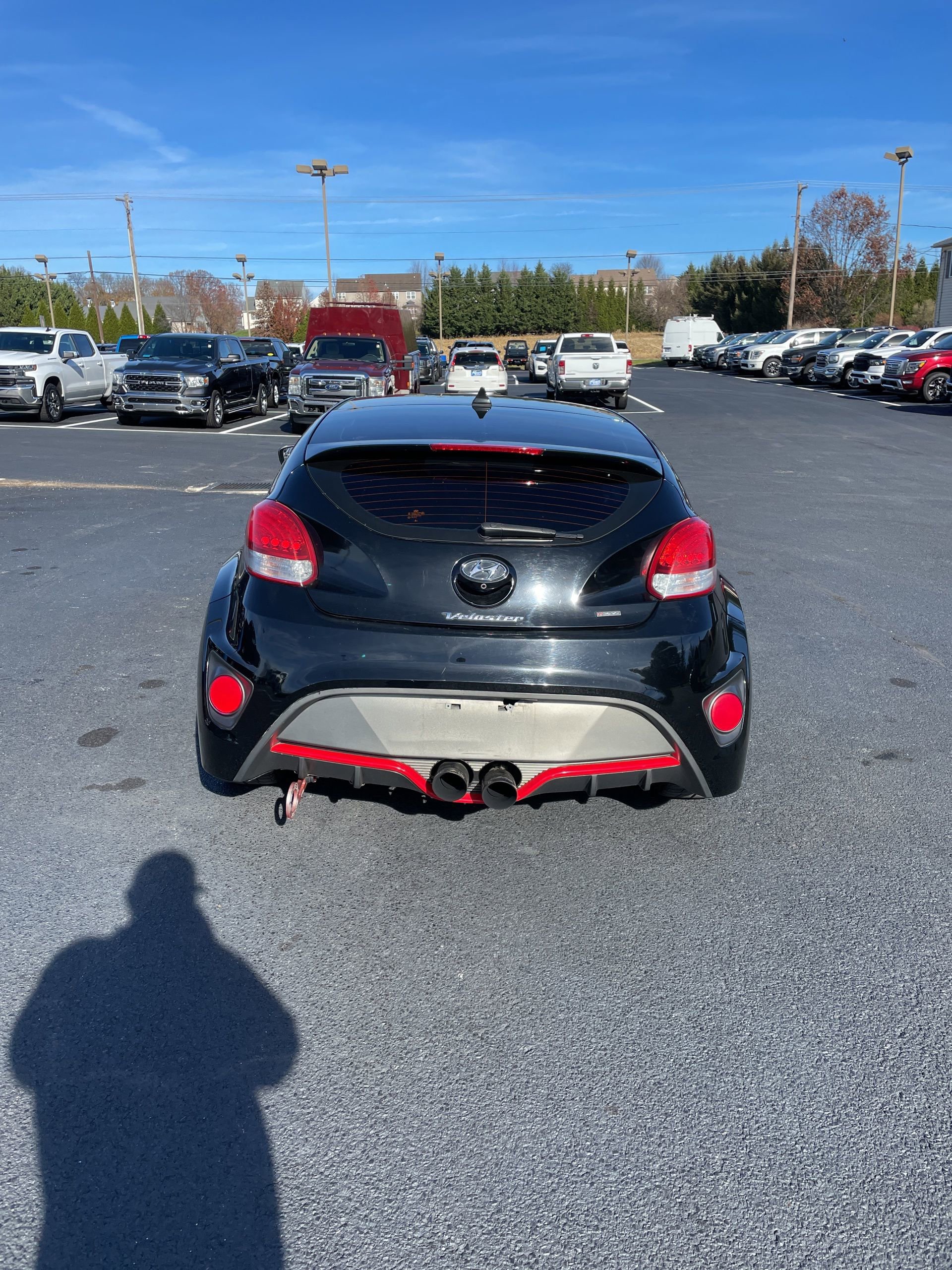 Used 2017 Hyundai Veloster Turbo R-Spec image 5