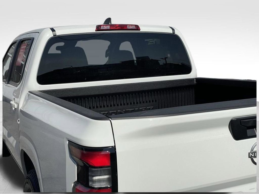 Certified 2023 Nissan Frontier SV image 31