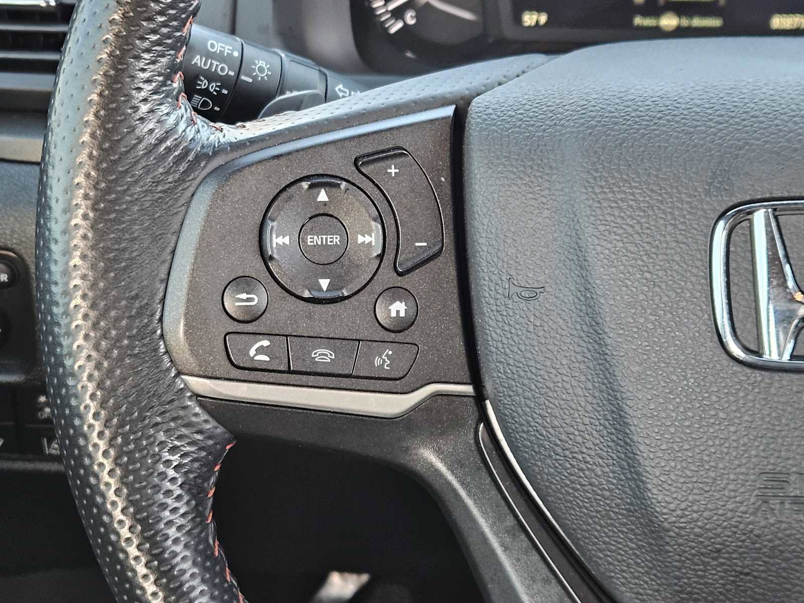 Certified 2024 Honda Passport TrailSport image 28