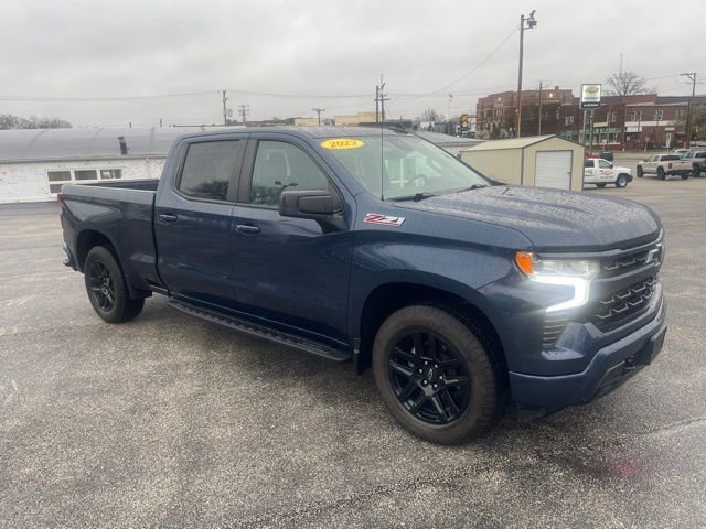 Used 2023 Chevrolet Silverado 1500 RST image 3