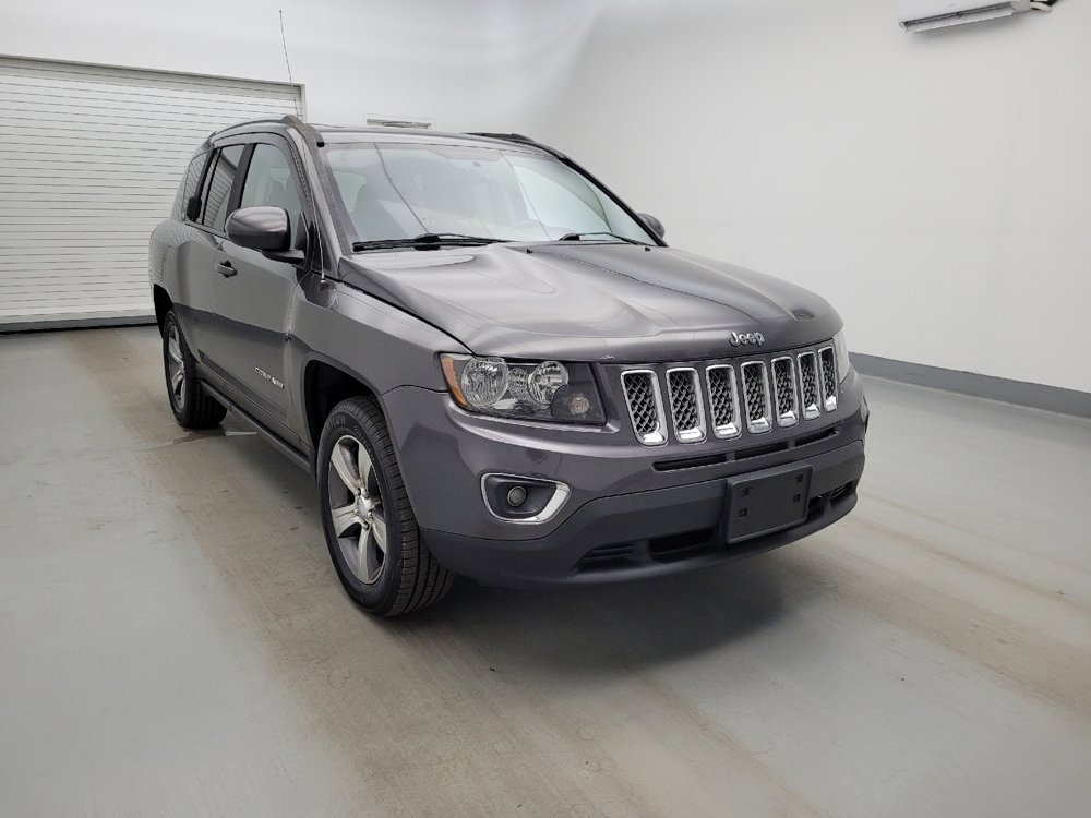 Used 2016 Jeep Compass High Altitude image 13