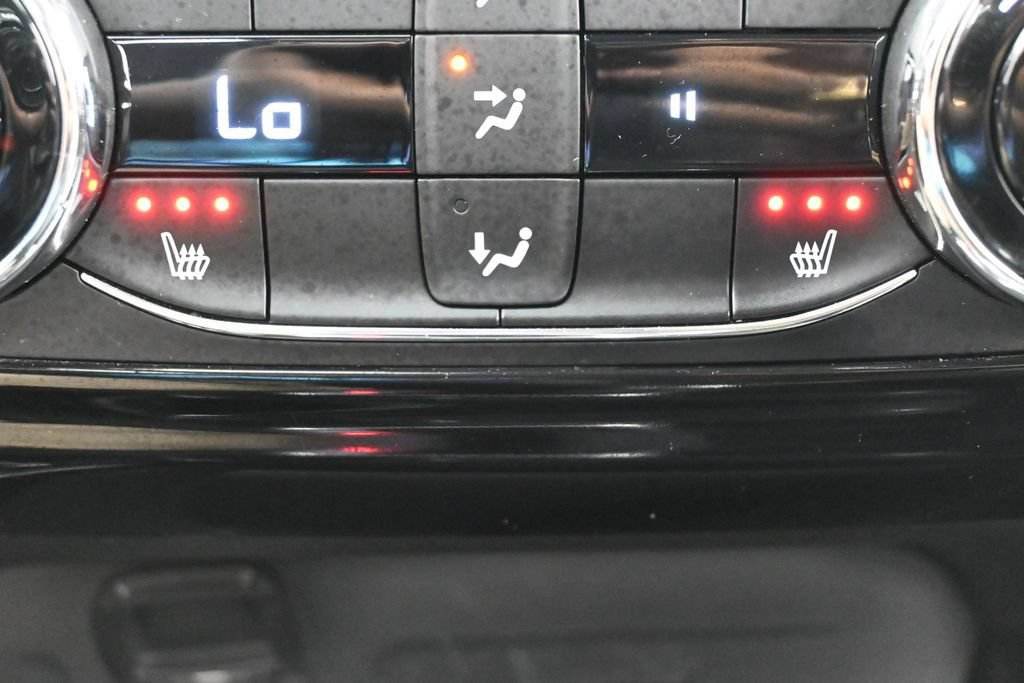 Used 2025 Chevrolet Trax ACTIV FWD image 21