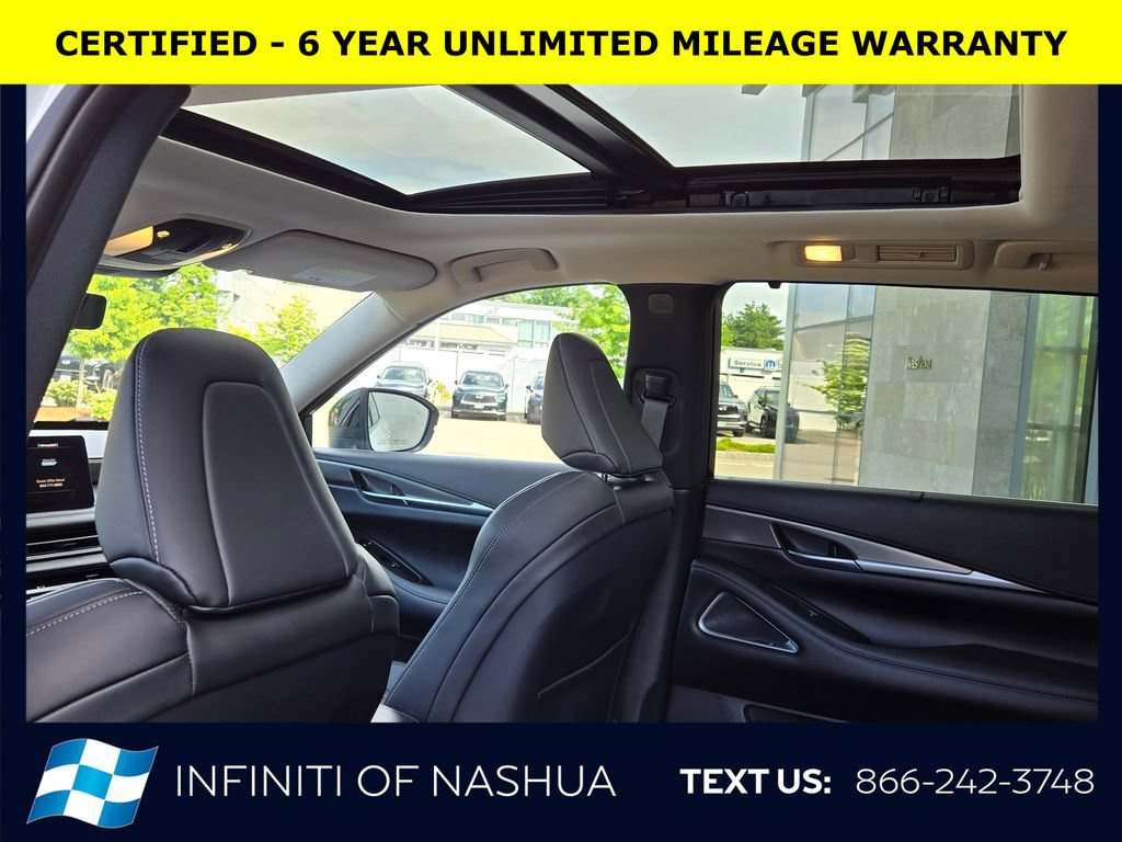 Certified 2023 INFINITI QX60 Luxe w/ Vision Package AWD/4WD image 12