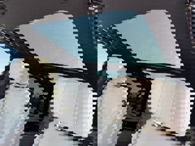 Used 2025 Land Rover Range Rover Long Wheelbase Autobiography image 21