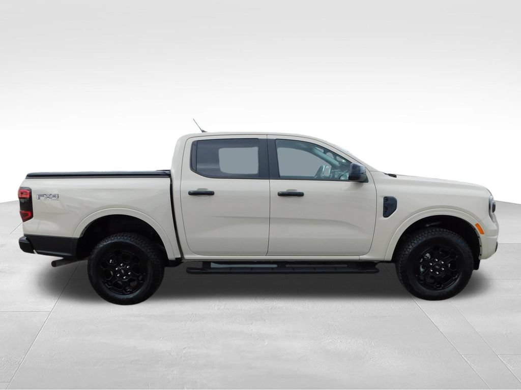 Used 2025 Ford Ranger XLT w/ FX4 Off-Road Package AWD/4WD image 2