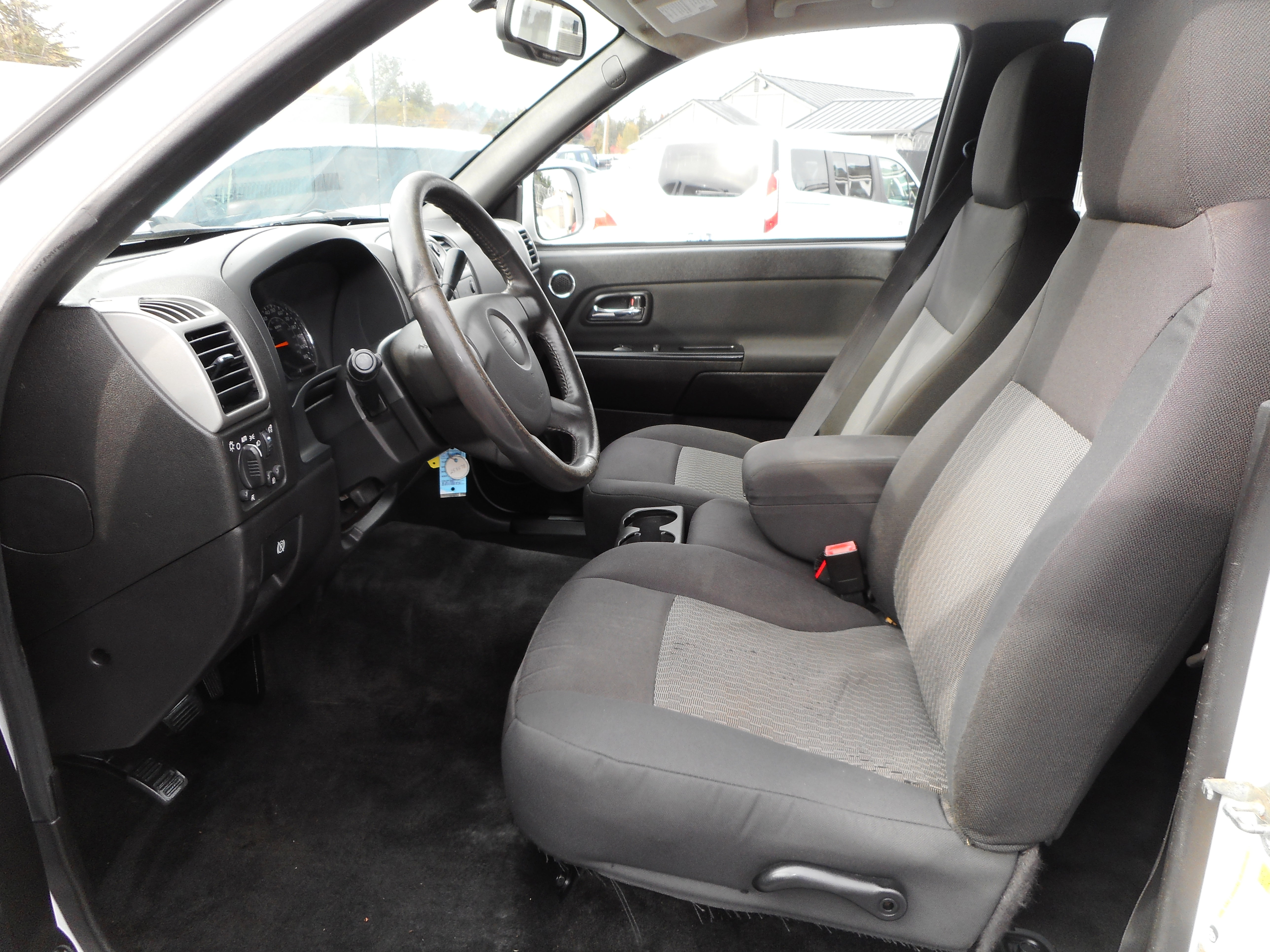 Used 2011 Chevrolet Colorado LT image 13