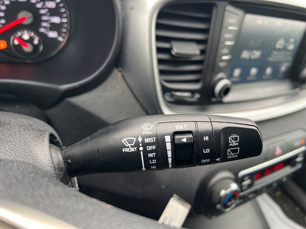 Used 2019 Kia Sorento LX w/ LX Convenience Package image 13