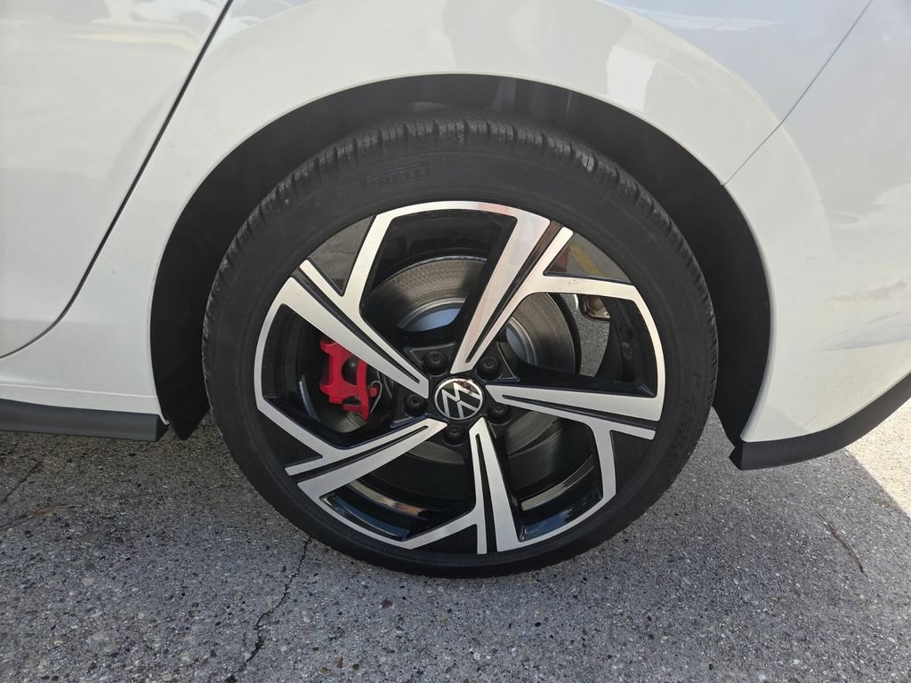 New 2026 Volkswagen GTI SE FWD image 25
