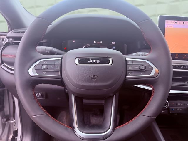 Certified 2025 Jeep Compass Trailhawk w/ Trailhawk Elite Group image 16