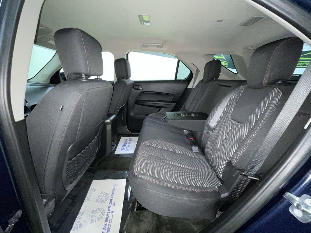 Used 2017 Chevrolet Equinox LT w/ Driver Confidence Package II AWD/4WD image 25