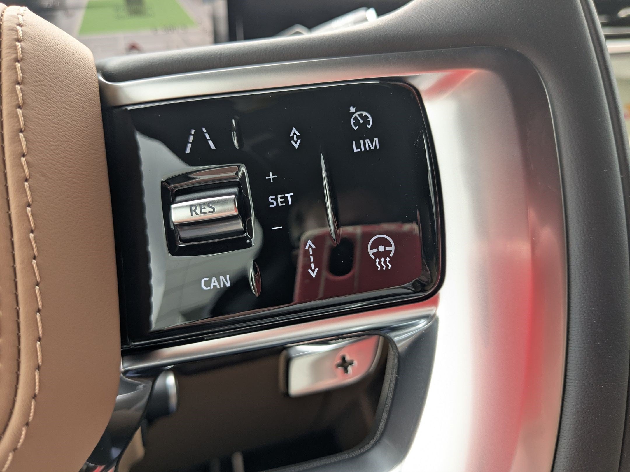 New 2026 Land Rover Range Rover SE AWD/4WD image 18