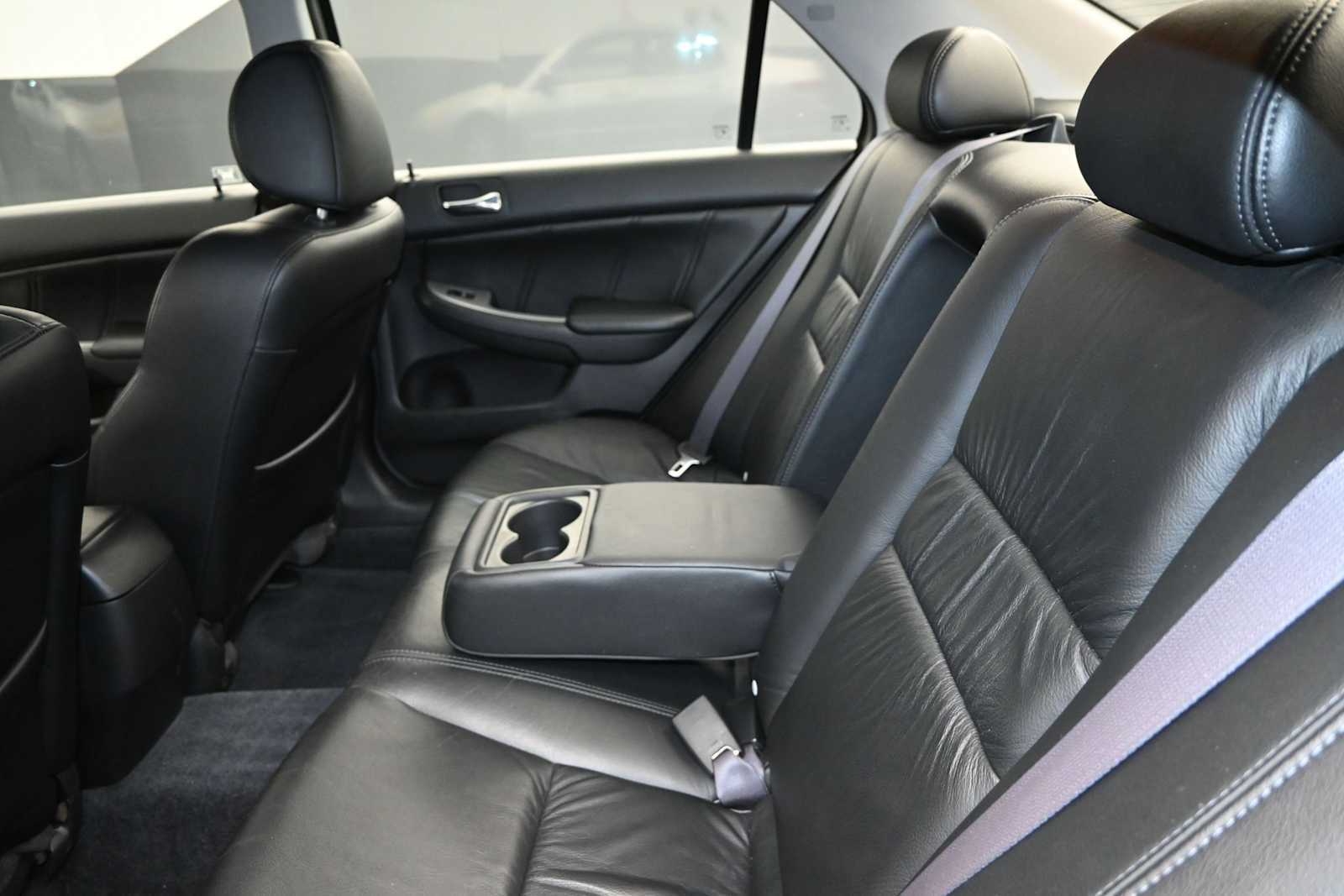 Used 2004 Honda Accord EX image 22