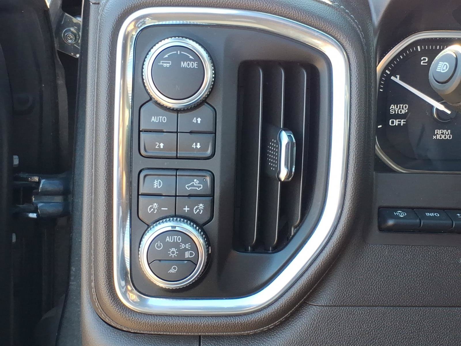 Used 2020 GMC Sierra 1500 Denali w/ Technology Package AWD/4WD image 16