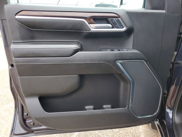 Used 2024 GMC Sierra 1500 SLT AWD/4WD image 18