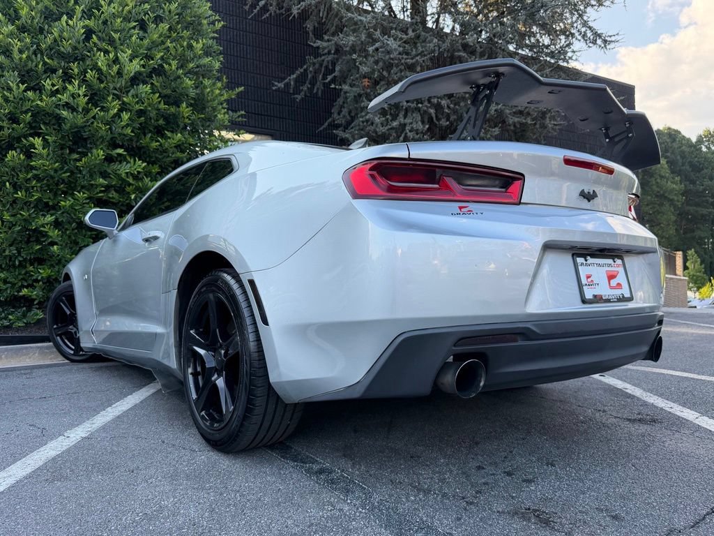 Used 2018 Chevrolet Camaro LT RWD image 20