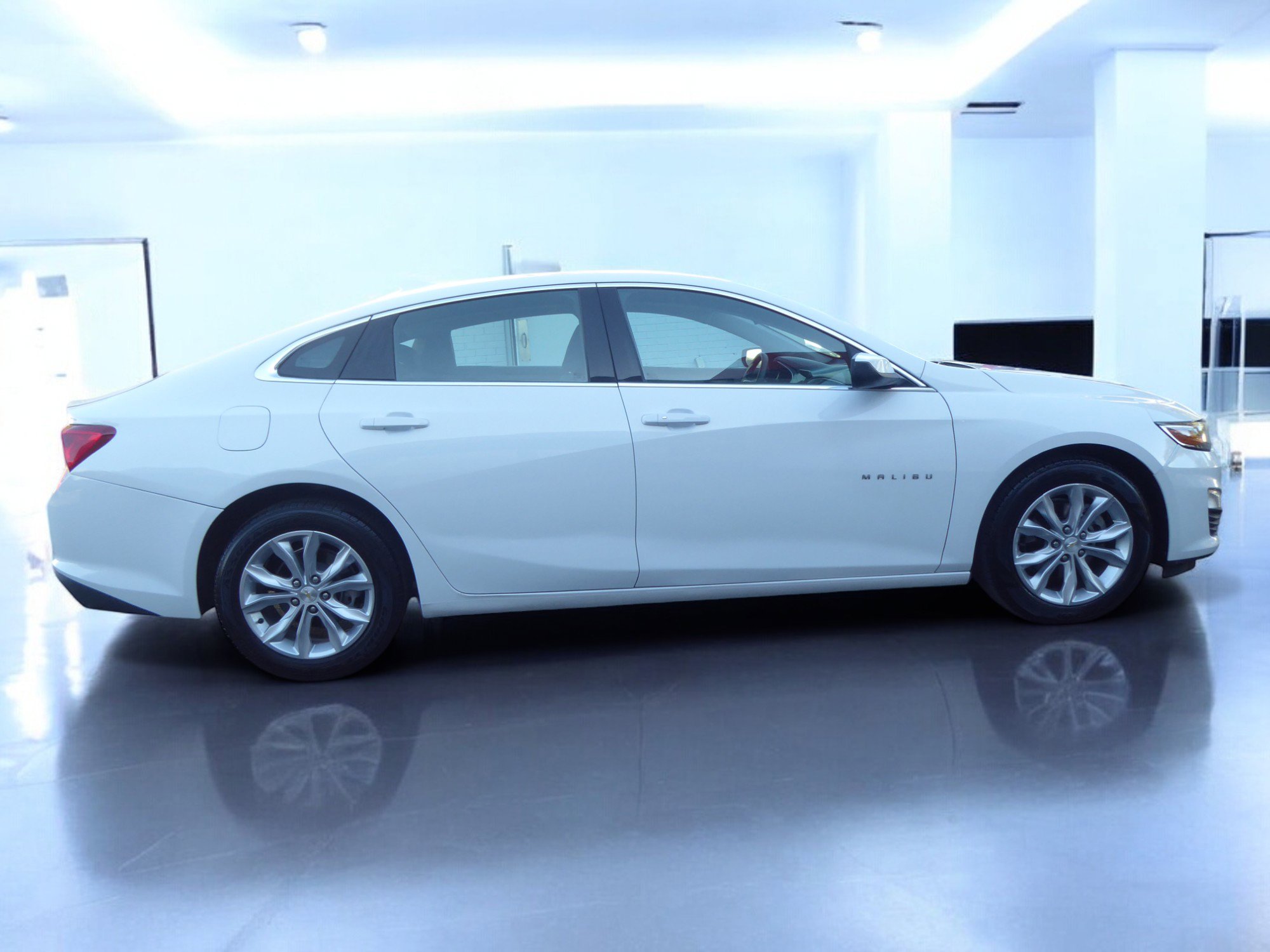Used 2023 Chevrolet Malibu LT FWD image 6
