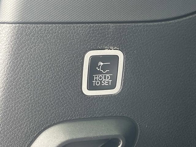 New 2026 Jeep Grand Wagoneer Summit w/ Premium Group III image 13