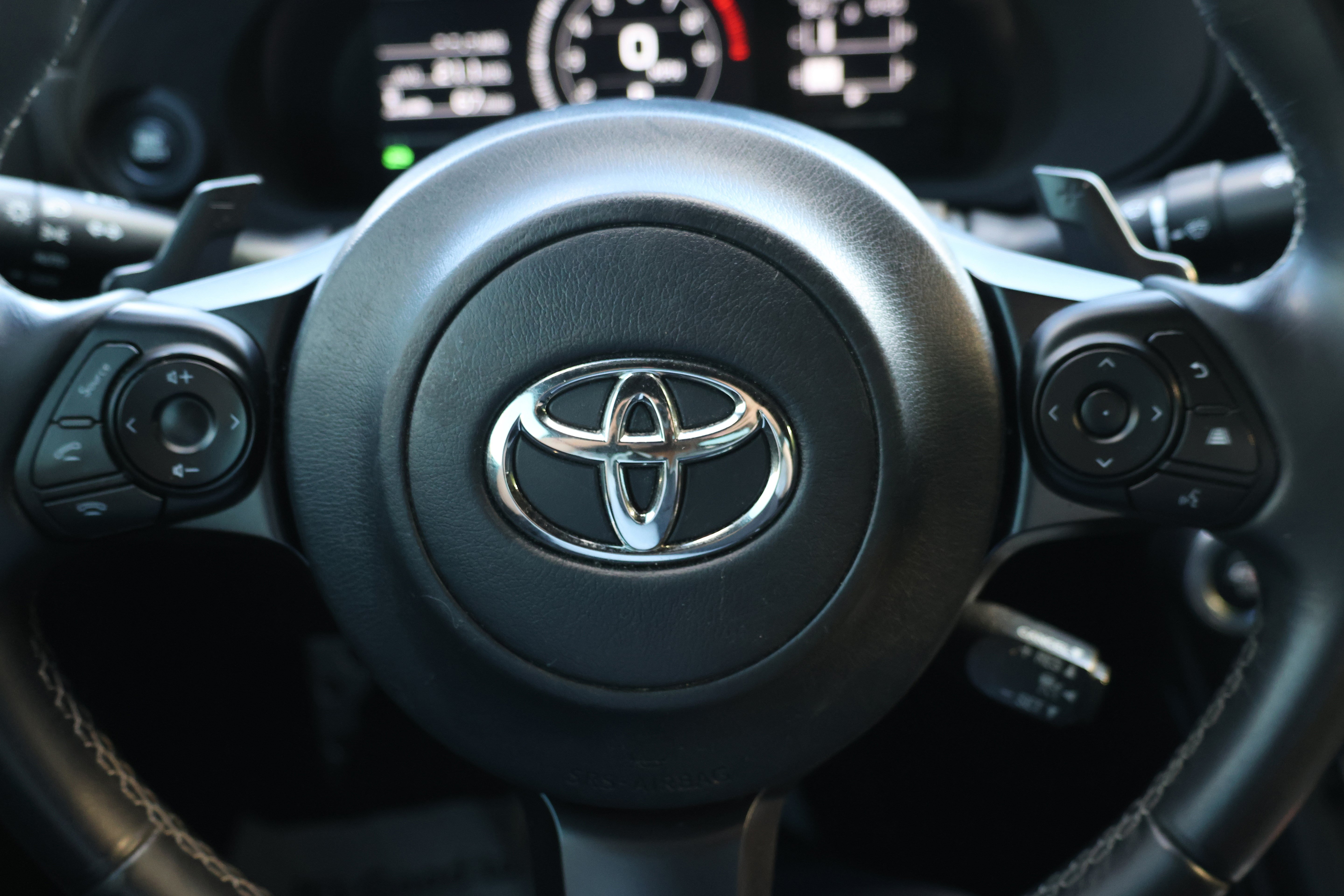 Used 2023 Toyota GR86 Premium RWD image 19