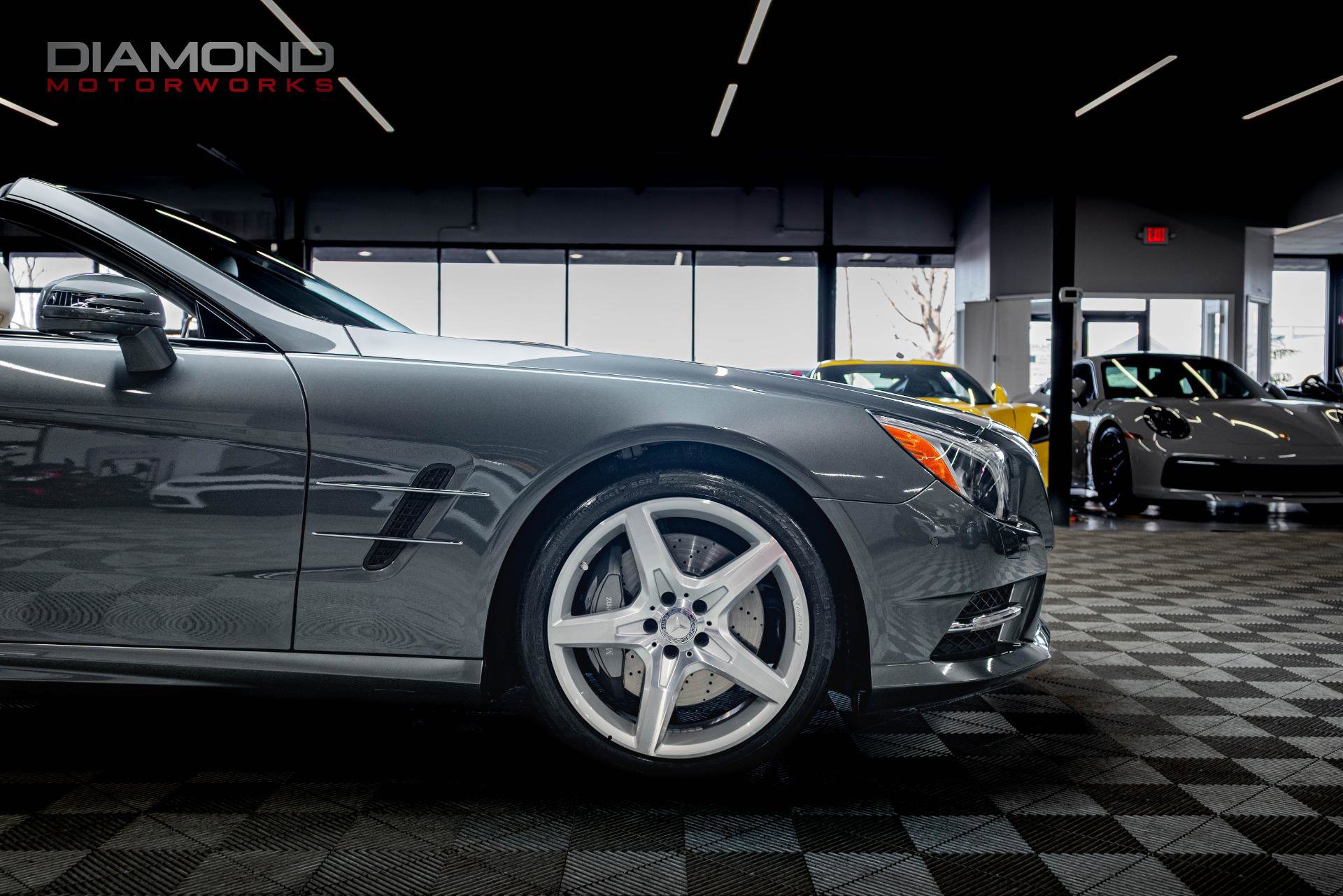 Used 2014 Mercedes-Benz SL 550 image 23