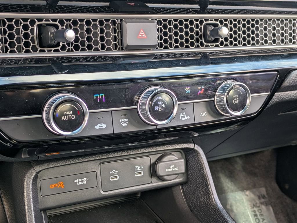 Used 2025 Honda Civic Sport image 17