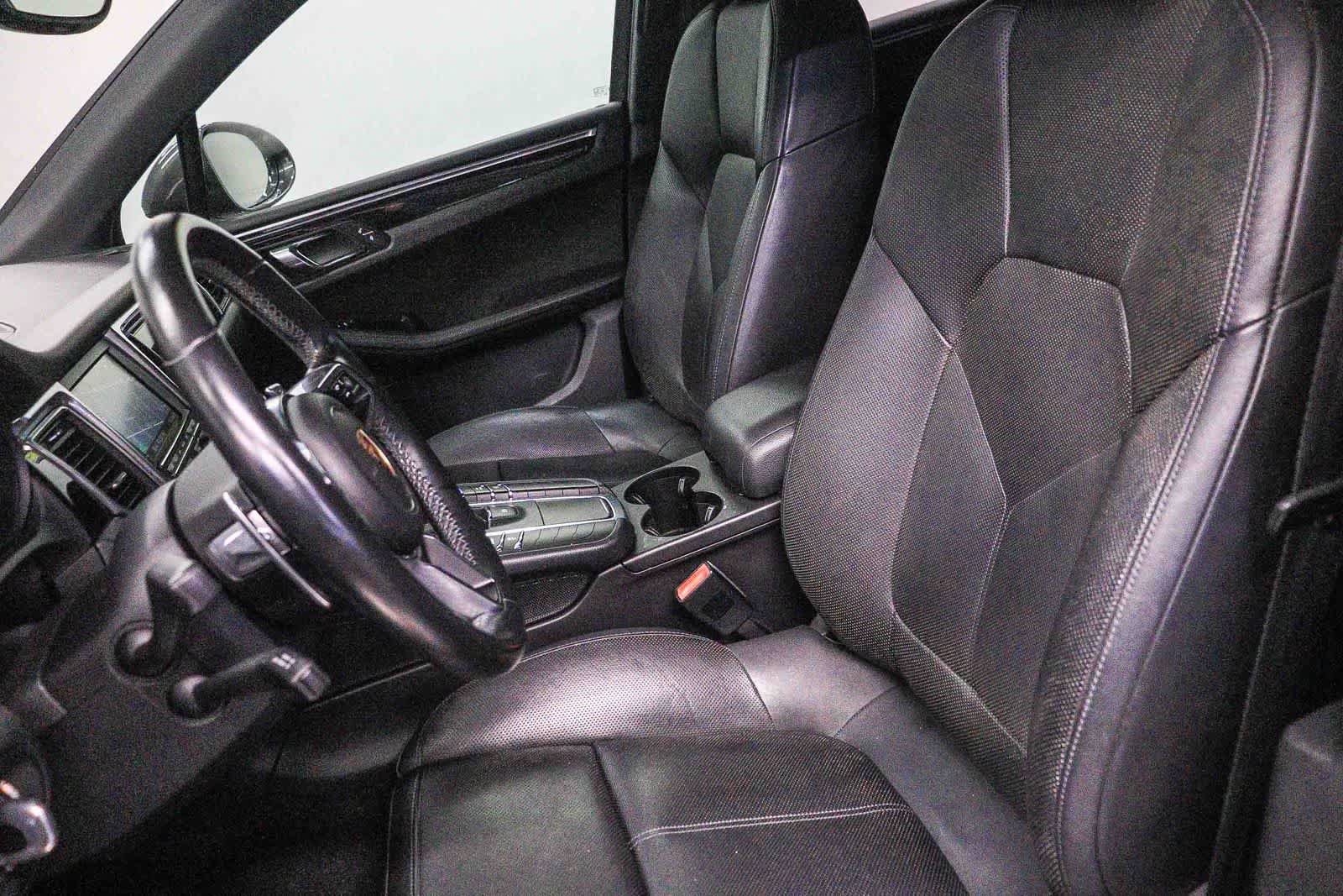 Used 2016 Porsche Macan S AWD/4WD image 18