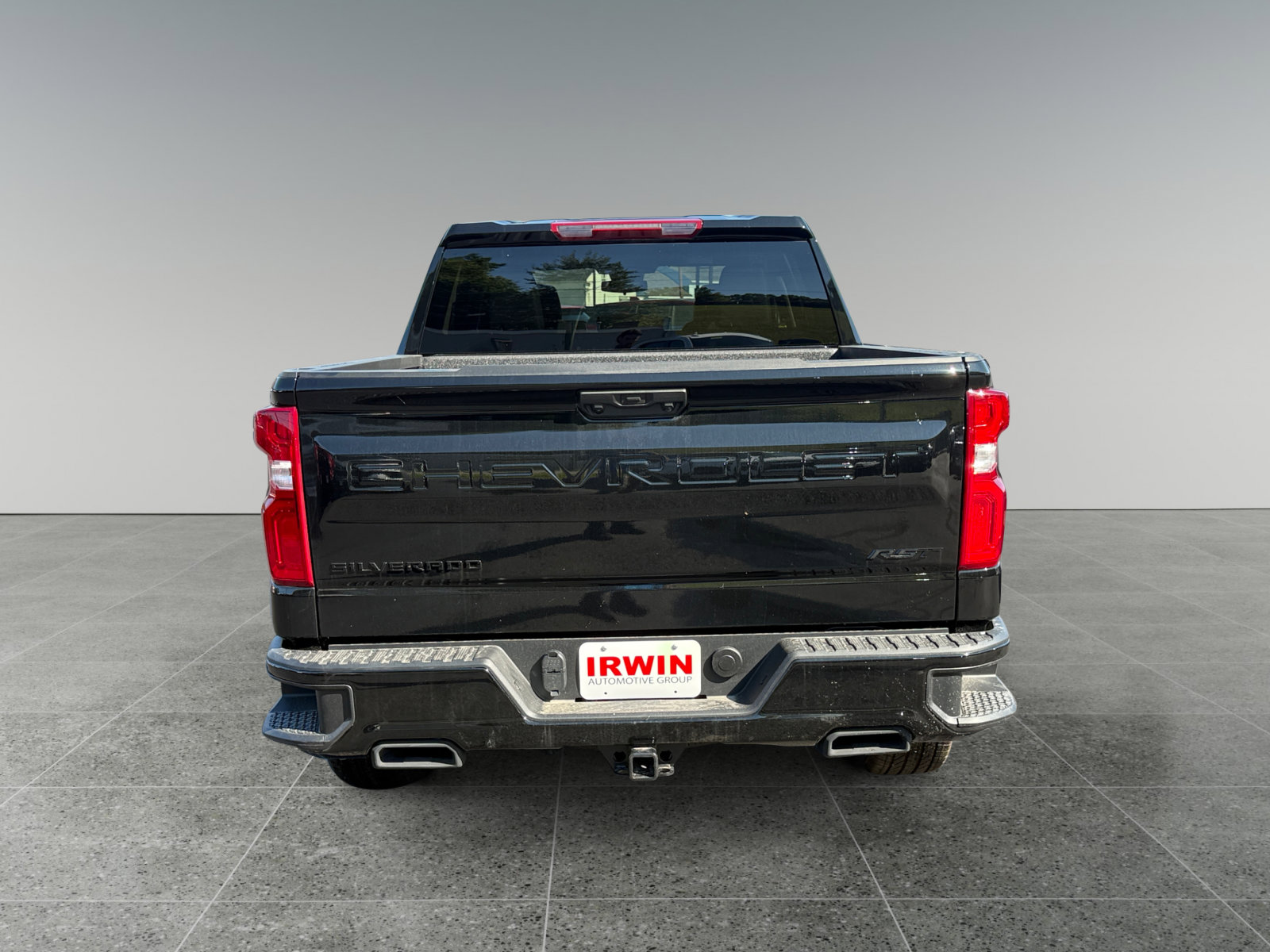 New 2026 Chevrolet Silverado 1500 RST w/ Dark Appearance Package AWD/4WD image 4
