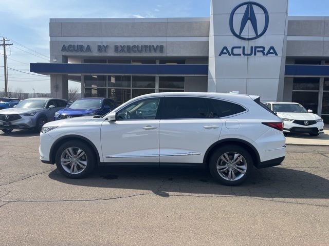 Certified 2023 Acura MDX SH-AWD image 3